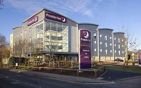 Premier Inn Watford Central